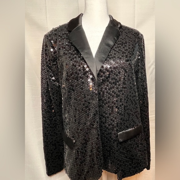 Lisa Rinna button front sequin black jacket, previously loved - Picture 1 of 12